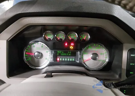 2008 Ford F-250 Lariat z USA, uszkodzony, nr VIN 1FTSW21R98EA22240